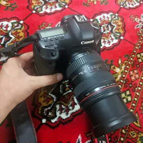 Canon  Mark 3 fotoaparat