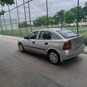 Opel Astra 1999