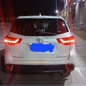 Toyota Highlander 2017