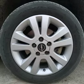 16 lyk original opel diska.