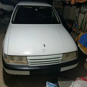Opel Vectra 1990