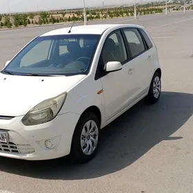 Ford Figo 2012