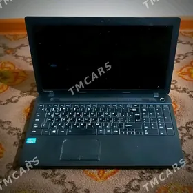 Noutbok Komp Toshiba