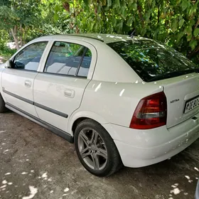 Opel Astra 2003