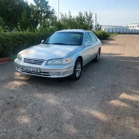 Toyota Camry 2000