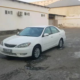 Toyota Camry 2005