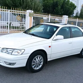 Toyota Camry 2001