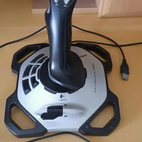 контроллер Logitech Extreme 3D