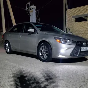 Toyota Camry 2015