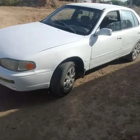 Toyota Camry 1992