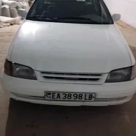 Toyota Corona 1995