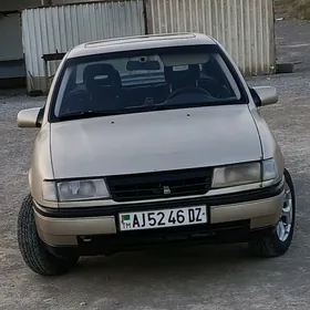 Opel Vectra 1990