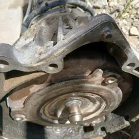 bmw e34 ohlasdeniya radiator awtomat