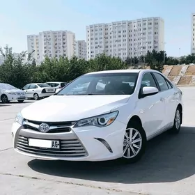 Toyota Camry 2017