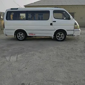 Toyota Hiace 2001
