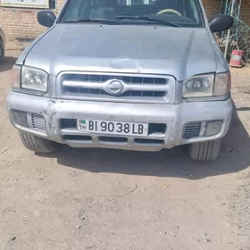 Nissan Pathfinder 2003