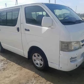 Toyota Hiace 2007