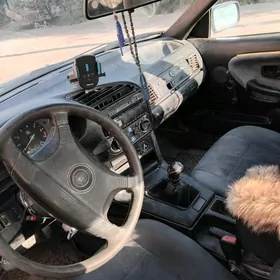 BMW 320 1992