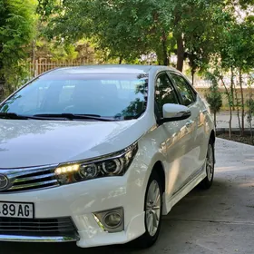 Toyota Corolla 2015