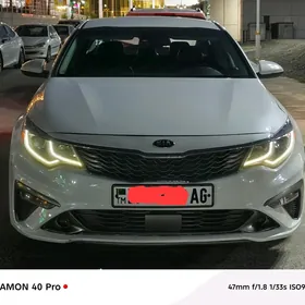 Kia Optima 2019