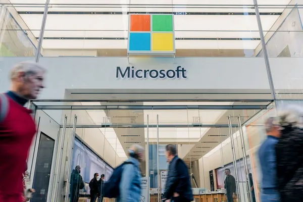 Microsoft уволит около 9000 сотрудников: ради инвестиций в ИИ сократят 4% штата