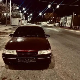 Opel Vectra 1989