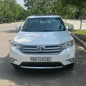 Toyota Highlander 2013