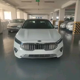 Kia Cadenza 2019