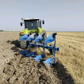 MTZ 82 2012