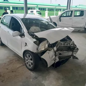 Toyota Yaris 2006