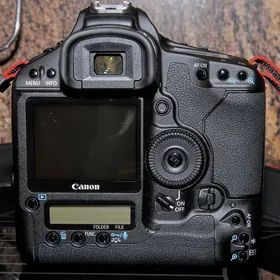 Canon D1X Mark lll