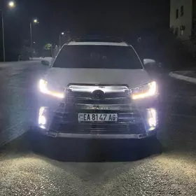 Toyota Highlander 2017
