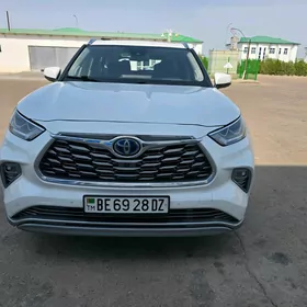 Toyota Highlander 2020
