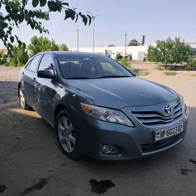 Toyota Camry 2010