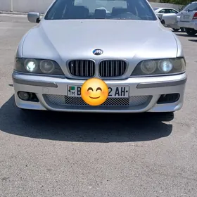 BMW E39 2002