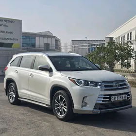 Toyota Highlander 2019