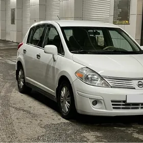 Nissan Versa 2010