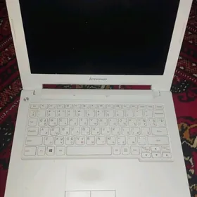 Lenovo noutbuk