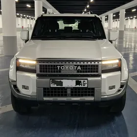 Toyota Land Cruiser Prado 2024