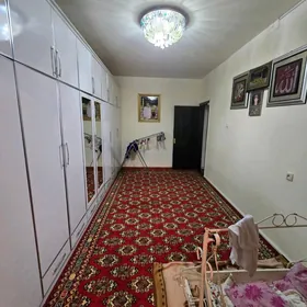 Ким район 2ком 64м2 Срочно