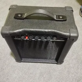 Kalonka kombik gitara üçin