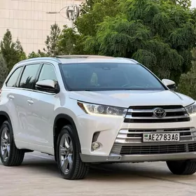 Toyota Highlander 2019