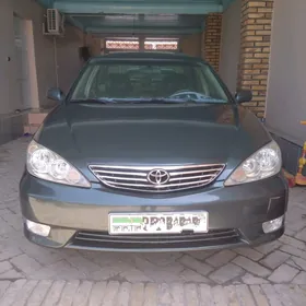 Toyota Camry 2005