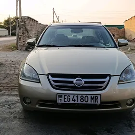 Nissan Altima 2003