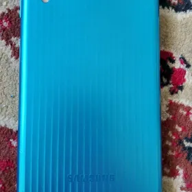 Samsung M12