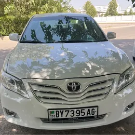 Toyota Camry 2010
