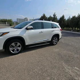 Toyota Highlander 2019