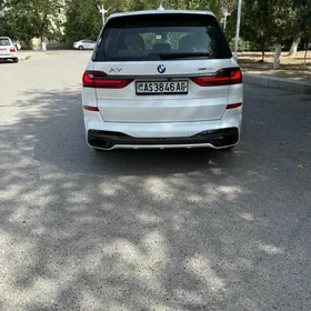BMW X7 2022