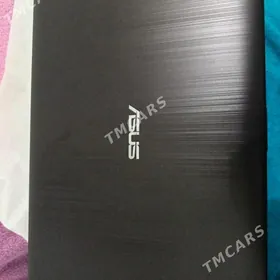 Продаю ноутбук ASUS