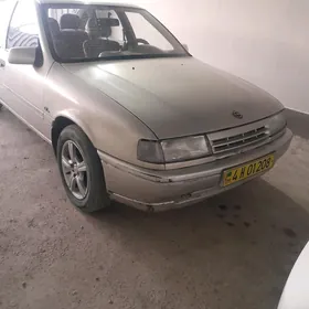 Opel Vectra 1990